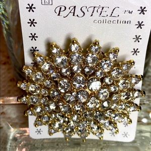 Gold Rhinestone Brooch Sun Burst 💥